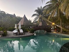 -海南清水湾莱佛士酒店