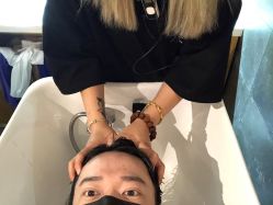 -时尚殿堂明星门店