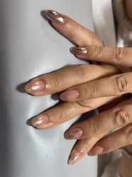 -小鸭梨影院式美甲