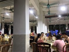 大堂-标记美食新鲜猪杂(兴南大道店)