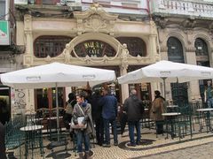 -Majestic Café
