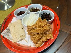 -百味地锅鸡(二店·财校分店)