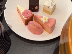 -牛YO寿喜烧·铁板烧和牛火锅自助(市府恒隆店)