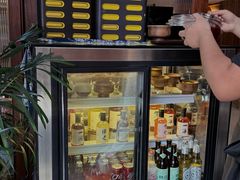 -银米·云南传统过桥米线(双廊黑金冠店)