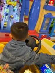 -纽西卡汽车小镇(大悦城店)