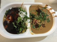 -百品聚旋转火锅(万德庄店)