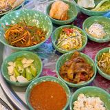 来韩国街的首尔夜市吃烤肉啦🍗