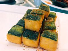 -亢龙太子酒轩(东湖店)