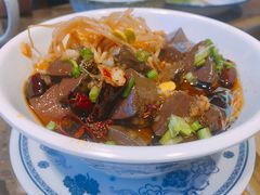 -沪小二炭火蛙锅(淮海中路美食不夜城店)