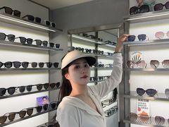 -潘多拉眼镜·蔡司依视路明月(潘家园店)