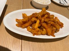 -渝信川菜 · 川味家常菜(财富购物中心店)