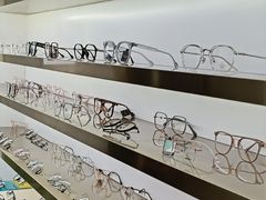 -视野联行眼镜蔡司·依视路官方授权店(顺城店)