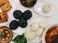 什锦粉丝包-李与白包子铺(桐梓林店)