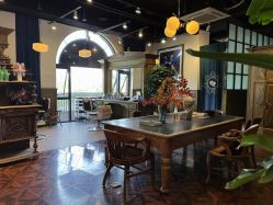 大厅-TWOFACE 双面理发馆