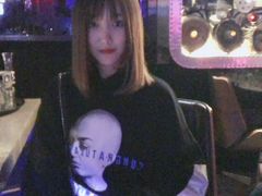 -Darling Queen·Mini·Live·House