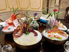 -半岛翡丽海鲜自助餐厅(观风亭店)