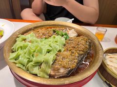 -蜀香格格•剁椒鱼头(龙西店)