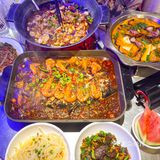 【招牌烤鱼】 招牌必点，基本上每桌都有这道菜️外皮烤