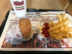 -The Habit Burger Grill 哈比特汉堡(复兴soho店)