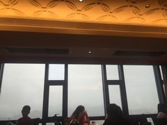 -景月阁空中食府(希尔顿酒店)