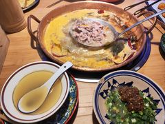 -洱火云南酸菜牛肉火锅(石景山当代商城店)