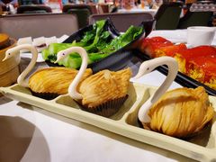 天鹅榴莲酥-稻香酒家·34年老字号·港式粤菜(汉街店)