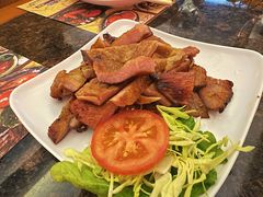 炭烧猪颈肉-厨屋餐厅