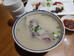 -易老妈蹄花.创于1935(总店)