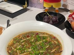 沙蒜烧豆面-荣轩(新荣记环球金融中心店)