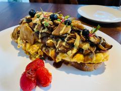 蘑菇帕玛森火腿烟熏芝士-Magnet磁食(同德店)