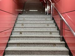 -飞翔公园(地铁站)