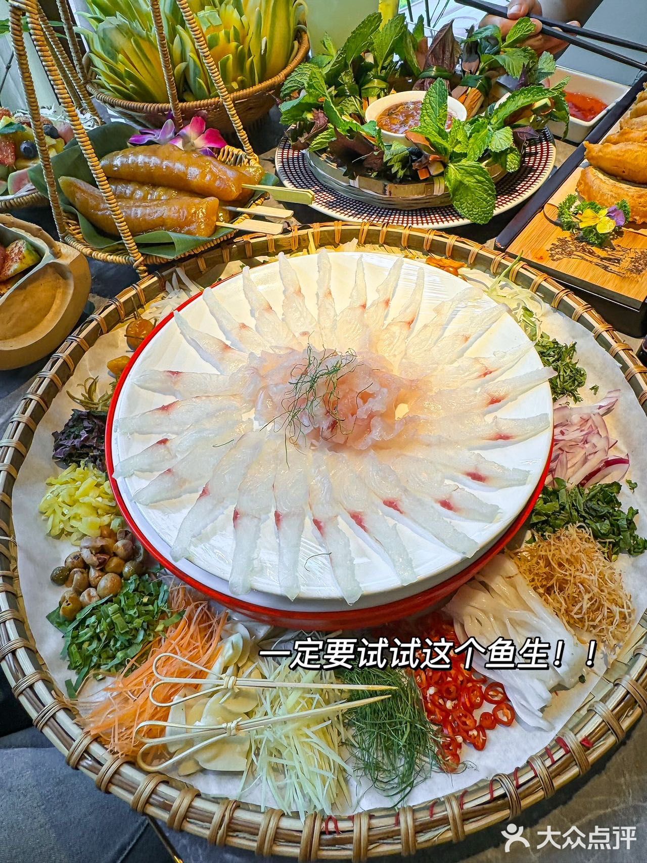 终于在上海找到好吃的广西菜了！南宁朋友带我去的！