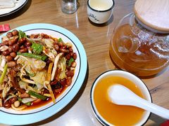 素拼-西部范小生鲜炒大盘鸡(渭南店)