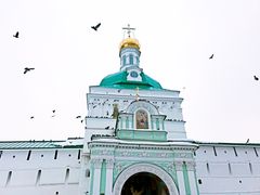 -谢尔盖圣三一大修道院
