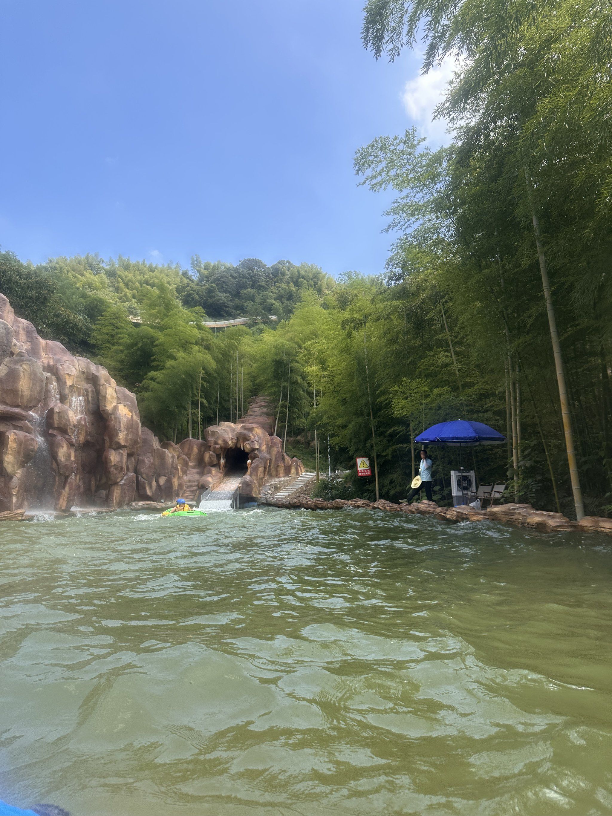 水面上的美