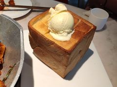 面包诱惑-茅庐毛血旺(临沂泰盛广场店)