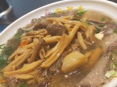 -黔阿牛菌汤牛肉粉全牛火锅(喷水池店)