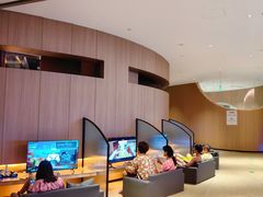 -涨巢·潮玩水疗局