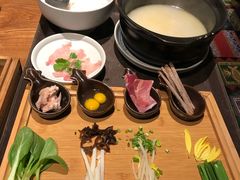 -云海肴·汽锅鸡·云南菜(天山百盛优客店)