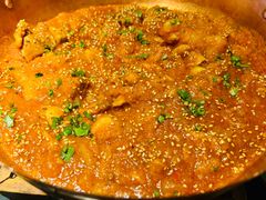 铜锅油焖鸡-Ameigo梅果·云贵川bistro(长宁来福士店)