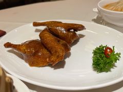 烤乳鸽-利苑酒家(华熙国际店)