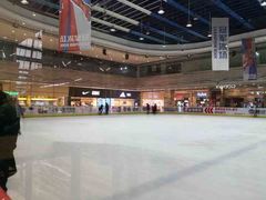 -冠军冰场(环球中心店)