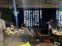 -洪氏嗨捞·广东猪肚鸡·椰子鸡火锅(西咸万象城店)