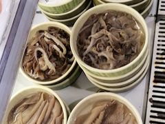 -两三事小郡肝串串香火锅(桂庙店)