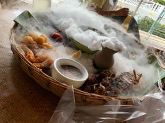 -傣家寨花园主题餐厅