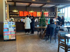 -星巴克臻选(盐城金鹰聚龙湖店)