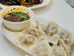 -菌海森林·非遗野生菌火锅(西山区滇池路摩根道店)