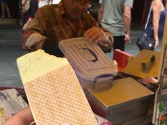 -詹爷爷乌节路街头冰淇淋