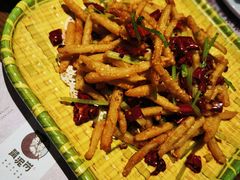 -黄泥岗·地道湖北菜(奥特莱斯店)