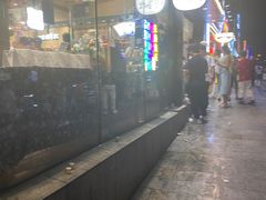 -万泊酒店(长沙五一广场国金中心店)